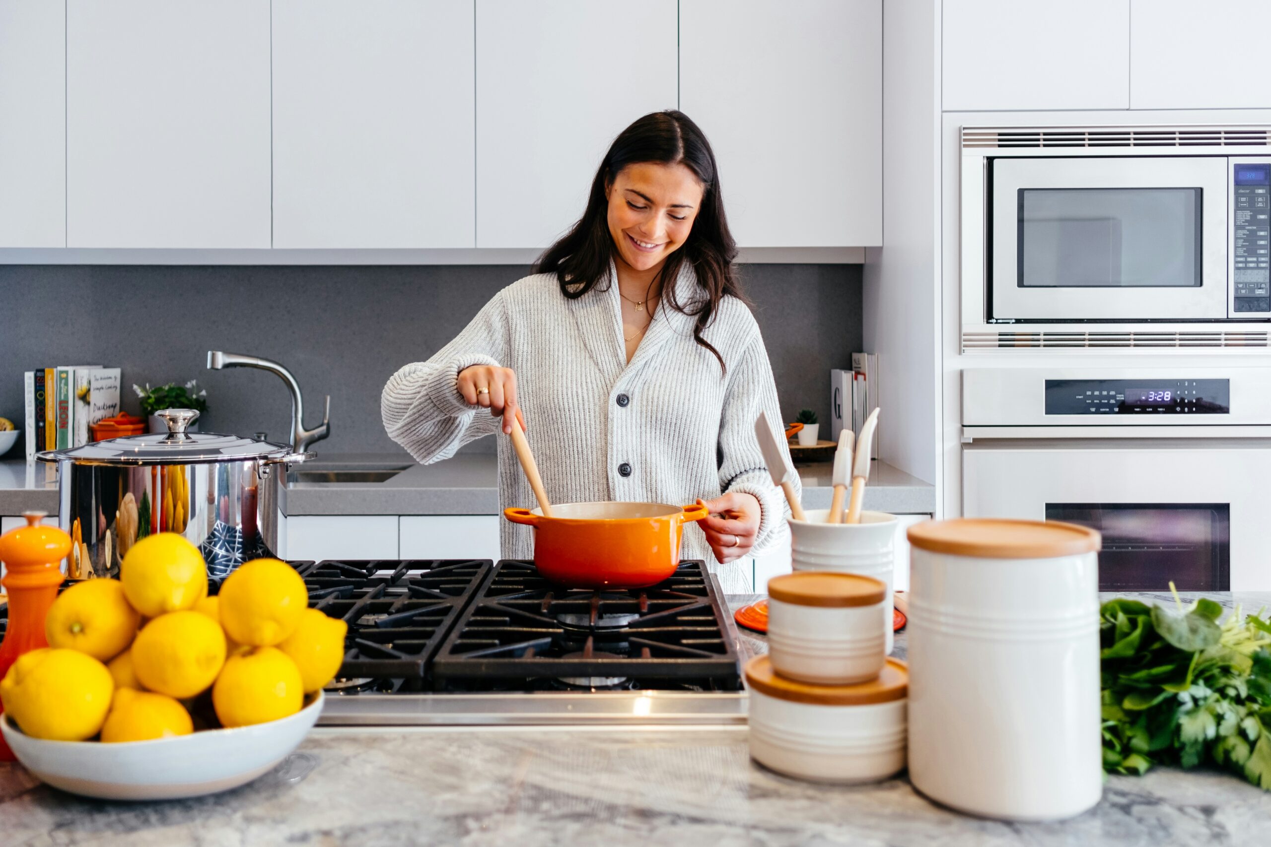 You are currently viewing How Do I Prevent Food From Sticking In My Instant Pot?